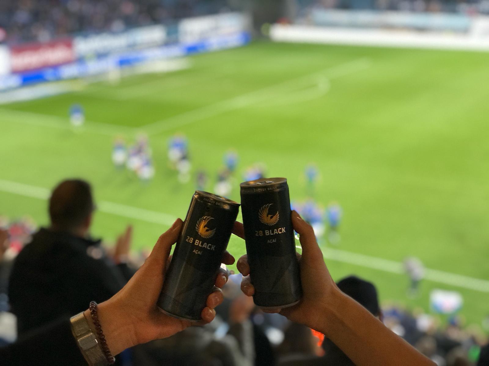 28 Black Açaí Energy Drink (24 x 0,25 Liter Dosen)